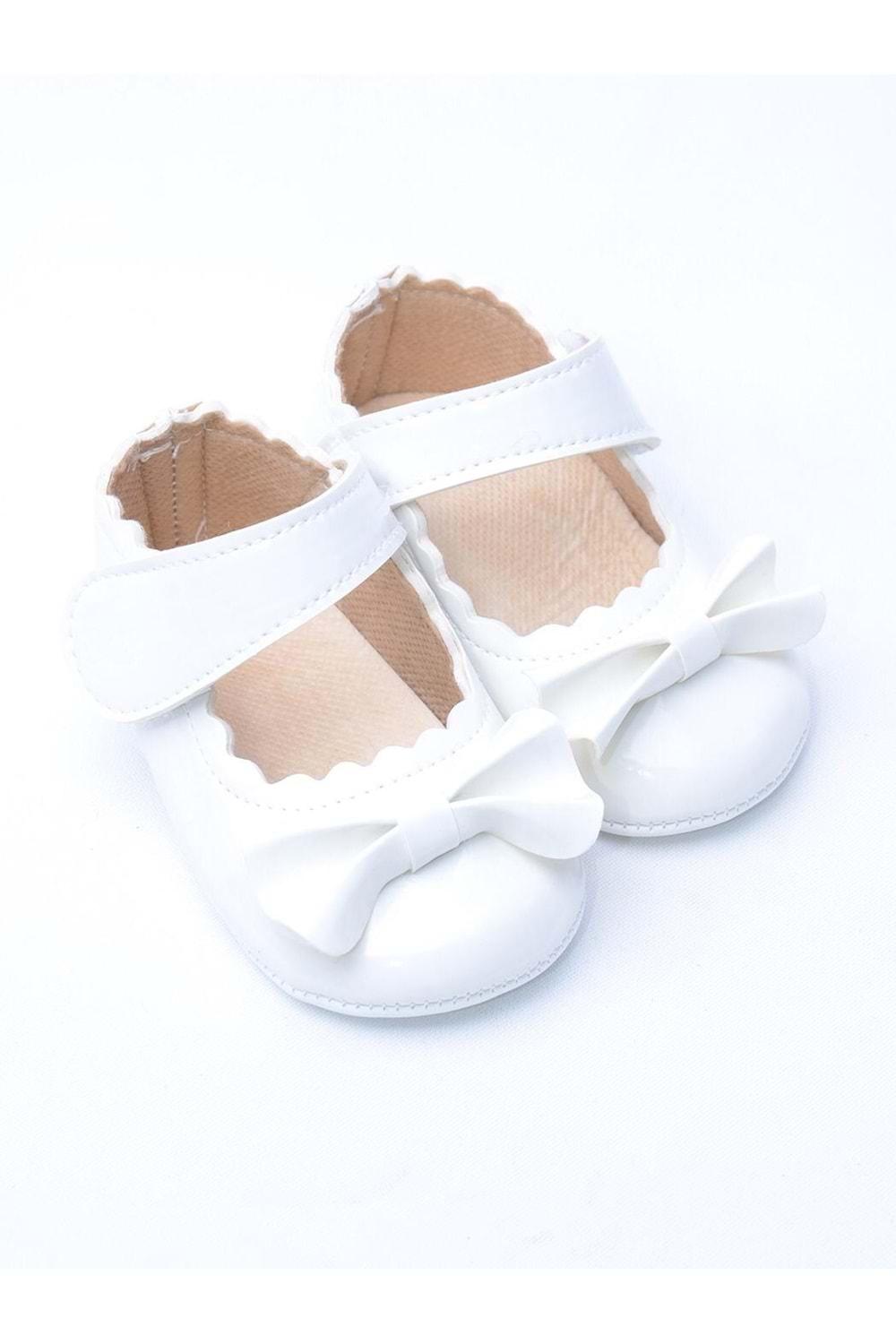 Kız Bebek Beyaz Rugan Ayakkabı